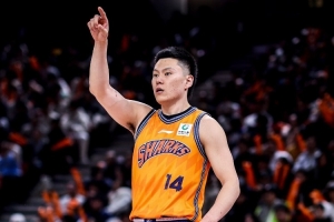 李弘权：为了拿这个冠军 大家都牺牲了很多 我没有陪伴到家人